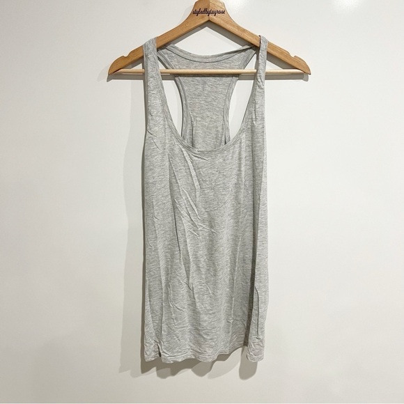 Lululemon Razorback Tank Top - Picture 1 of 5